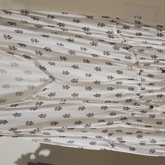 Sleeveless tie front dress - Picture 2 of 3